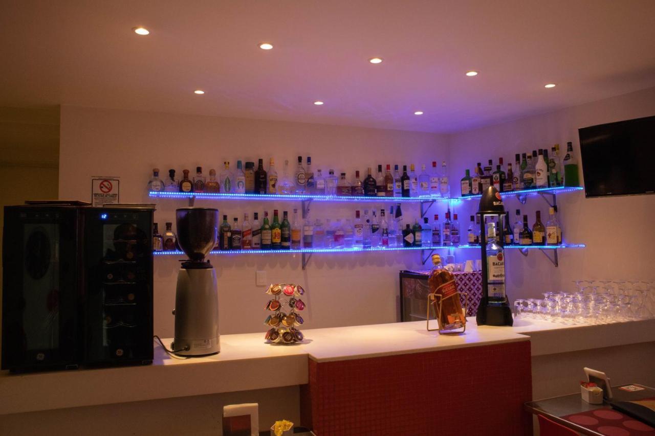 Love Hotel Kron Meksika Dış mekan fotoğraf