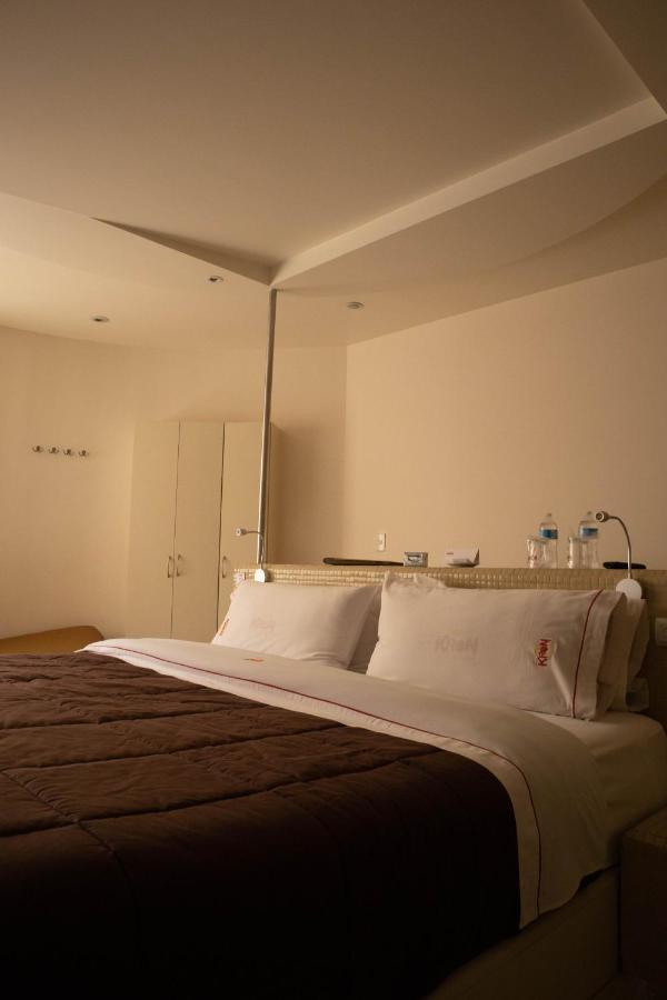 Love Hotel Kron Meksika Dış mekan fotoğraf
