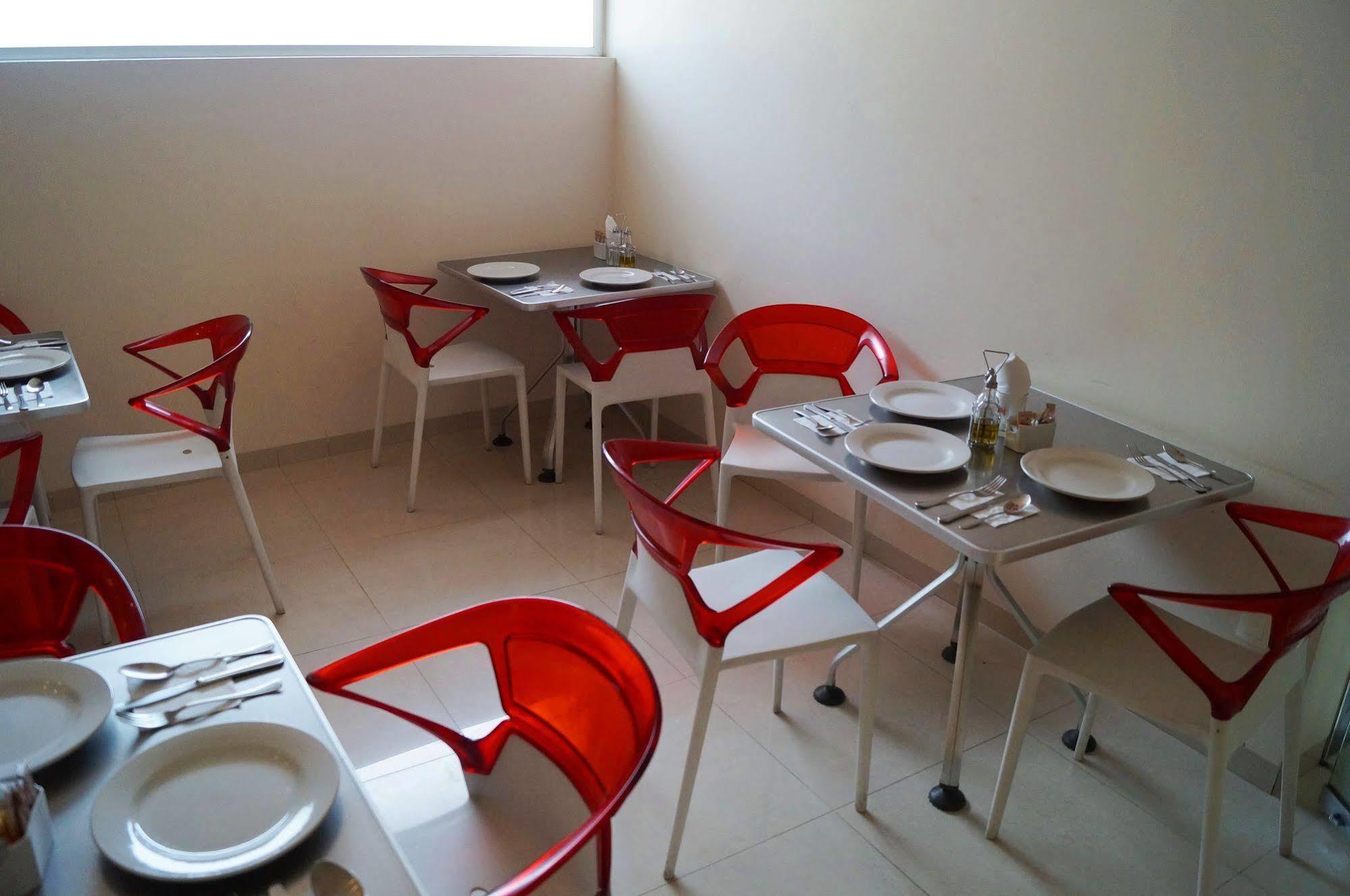 Love Hotel Kron Meksika Dış mekan fotoğraf